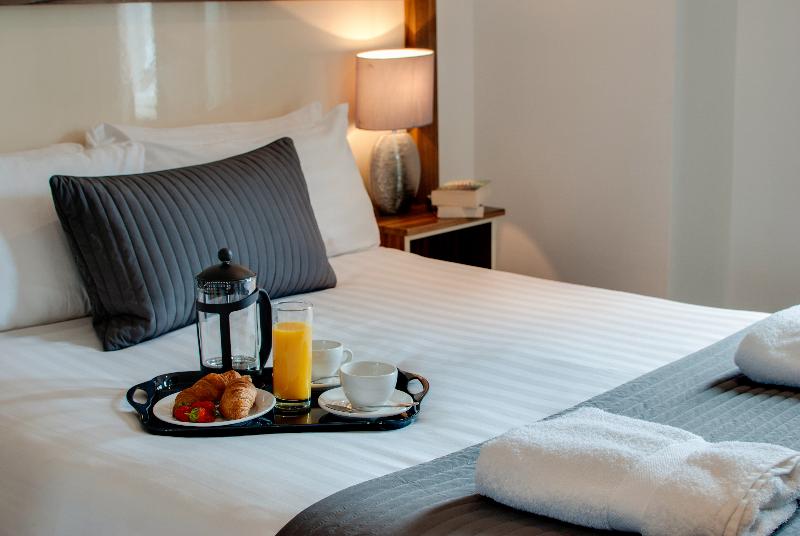 Base Serviced Apartments - Sir Thomas Street - Oda
