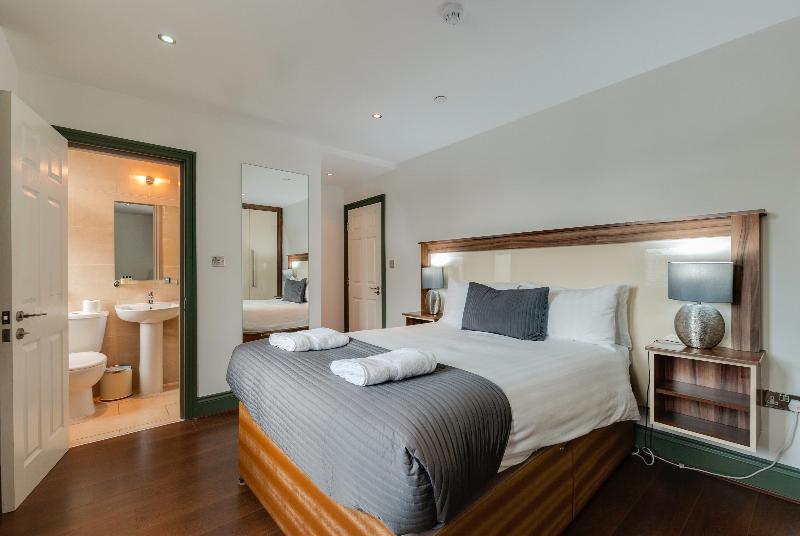 Base Serviced Apartments - Sir Thomas Street - Oda