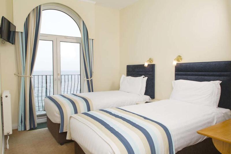 Redcliffe Hotel - Oda