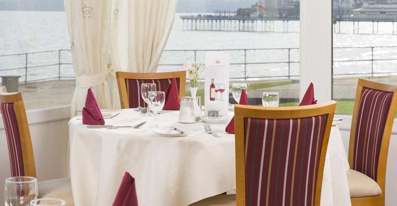 Redcliffe Hotel - Restoran