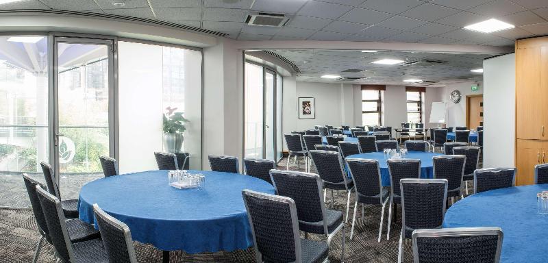 The Orchard Hotel & Restaurant - Toplantı