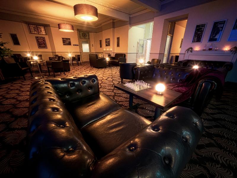 The Esplanade Hotel - Bar