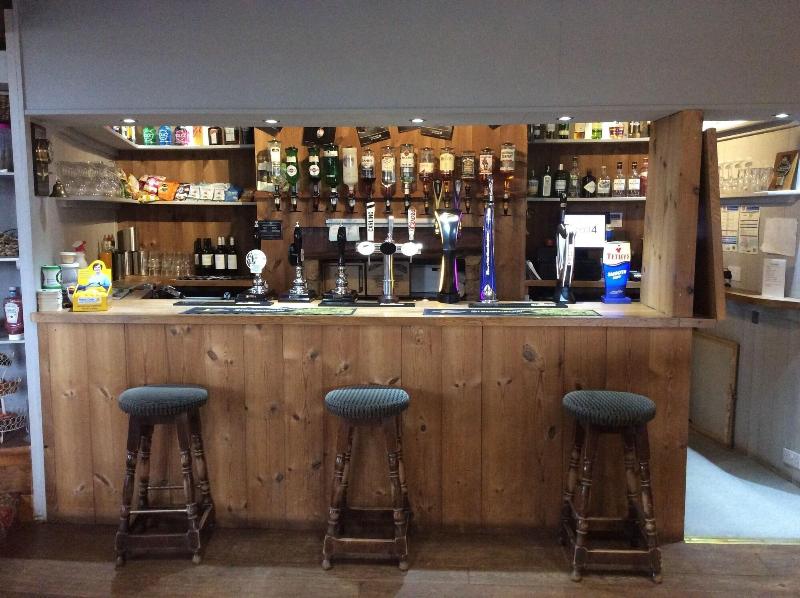 Arncliffe Arms - Bar
