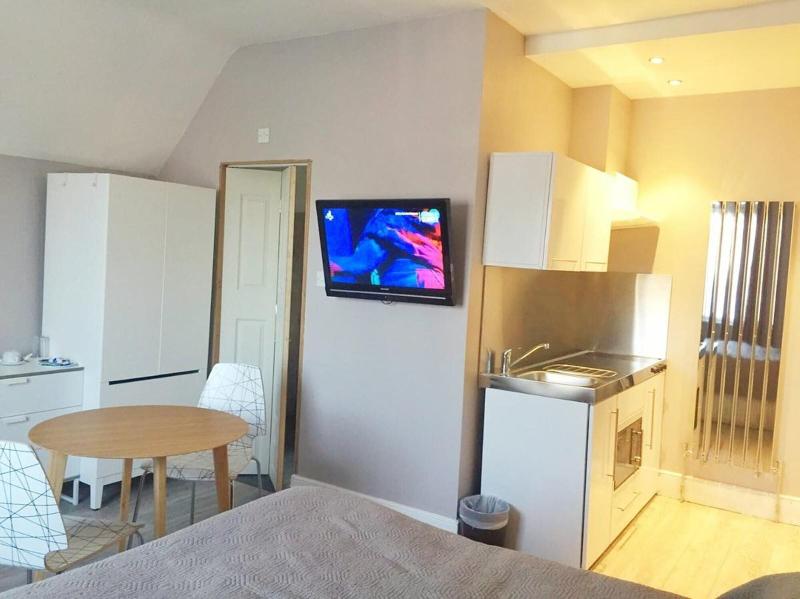 Avis Hotel - Oda