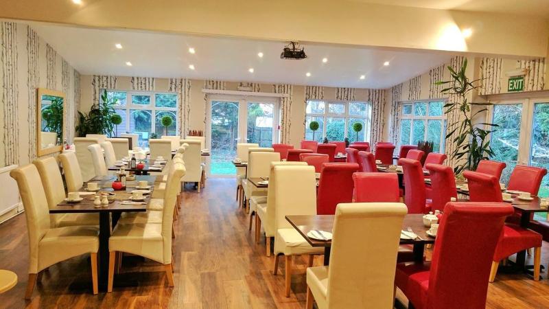 Avis Hotel - Restoran
