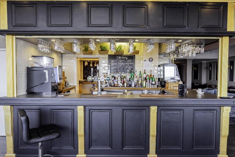 Majestic Hotel Eastbourne by Belvilla - Bar