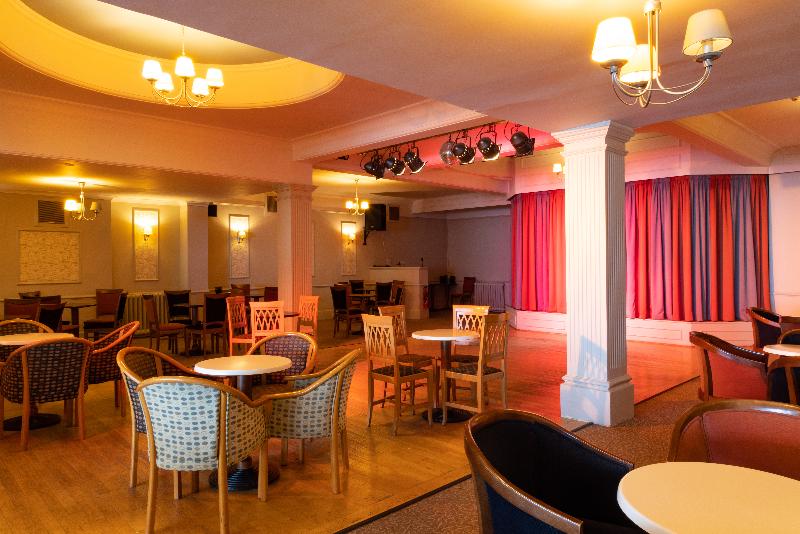 Majestic Hotel Eastbourne by Belvilla - Lobi