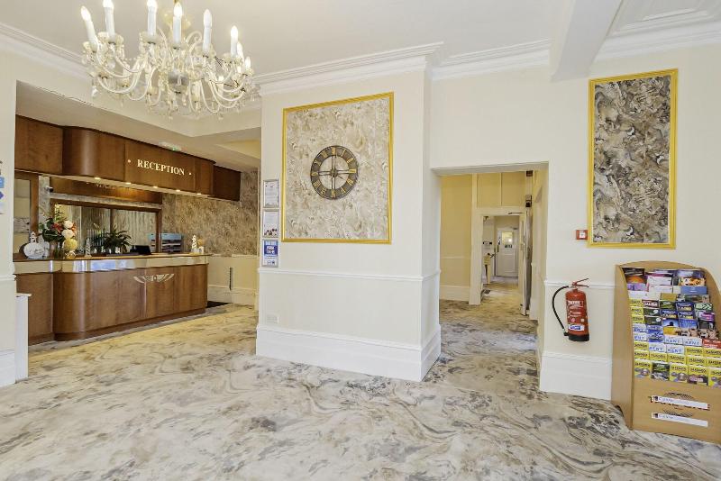 Majestic Hotel Eastbourne by Belvilla - Lobi