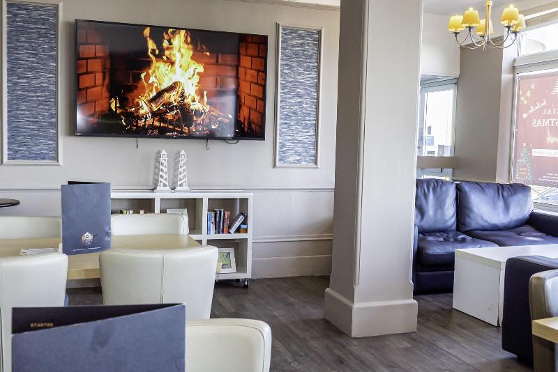 Majestic Hotel Eastbourne by Belvilla - Lobi