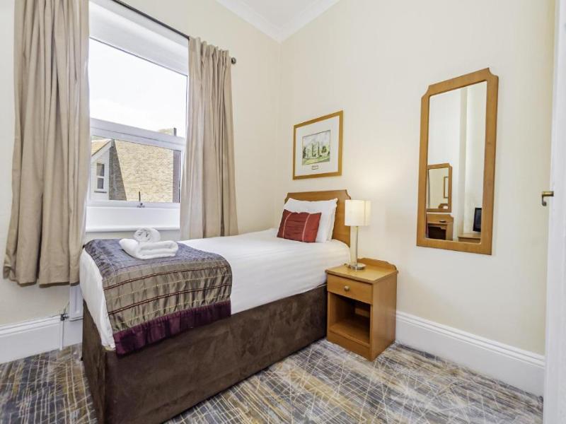 Majestic Hotel Eastbourne by Belvilla - Oda