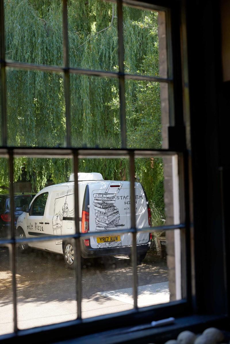 The Pembroke Arms - Genel