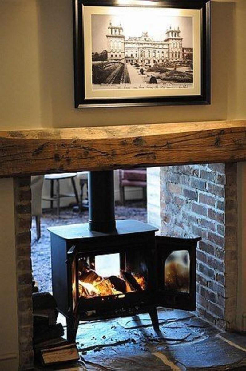 Sturdys Castle - Bar