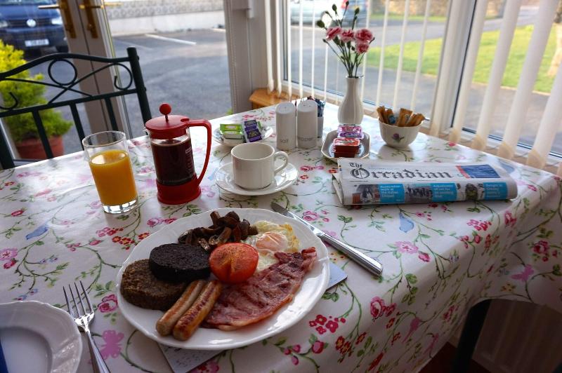 Karrawa Guest House - Restoran
