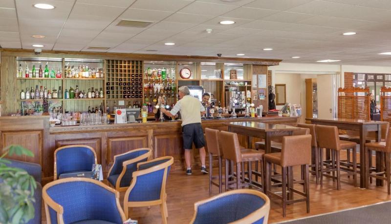 The Wiltshire Hotel Golf Leisure Resort - Bar