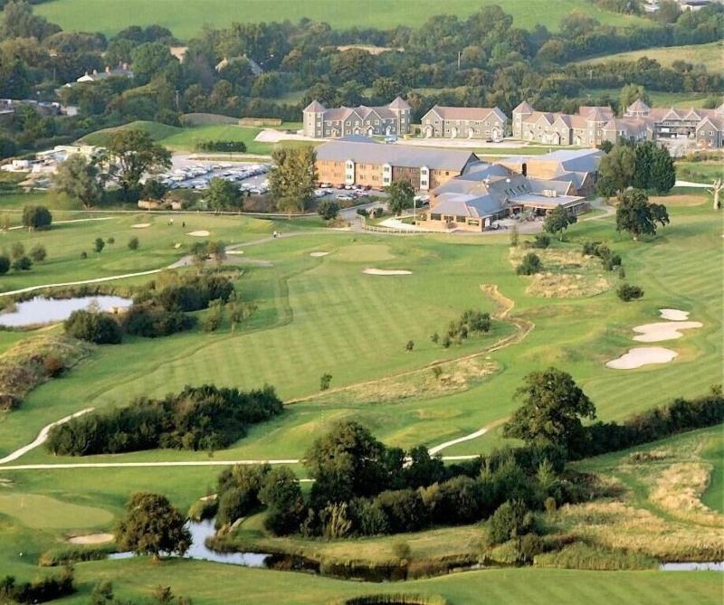 The Wiltshire Hotel Golf Leisure Resort - Genel