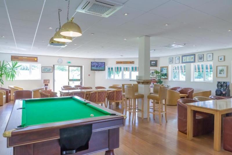 The Wiltshire Hotel Golf Leisure Resort - Restoran