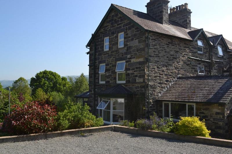 Coed-y-Fron Guest House - Genel