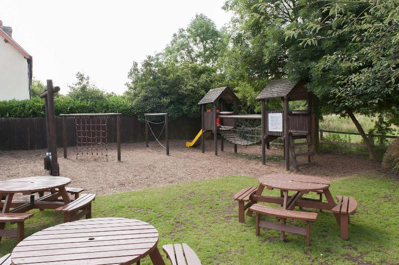 Meadow Farm by Marstons Inns - Aktivite