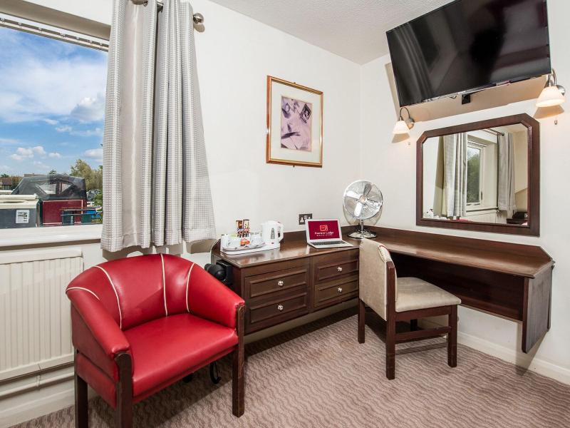 Peartree Lodge Waterside - Oda