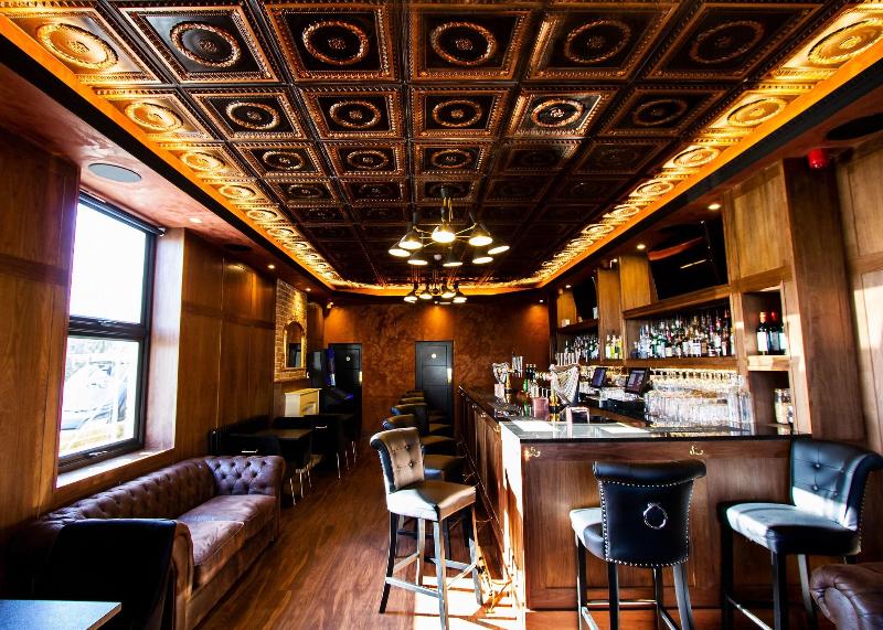 Hadley Hotel - Genel