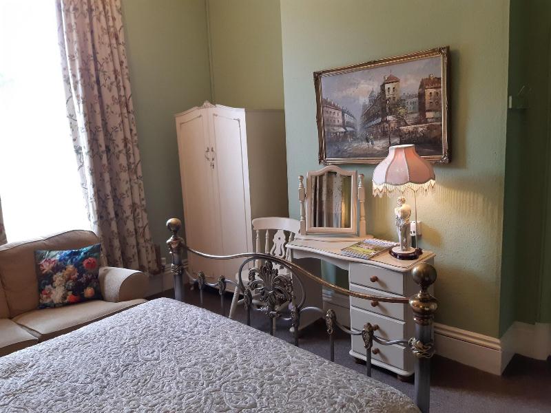 Holywell House - Oda