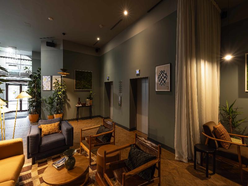 Cove - Minshull Street, Piccadilly - Lobi
