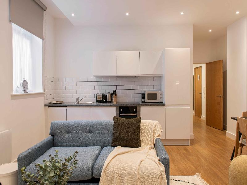 Cove - Minshull Street, Piccadilly - Oda