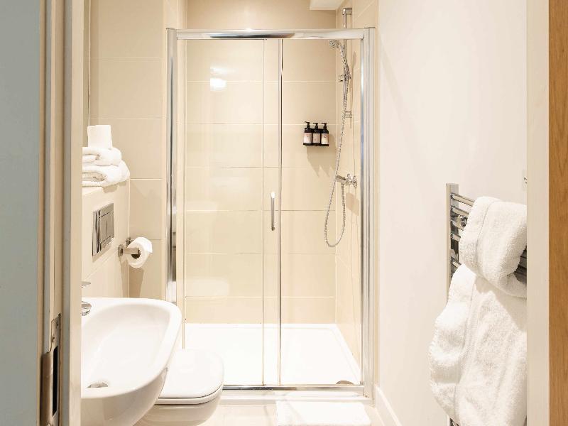 Cove - Minshull Street, Piccadilly - Oda