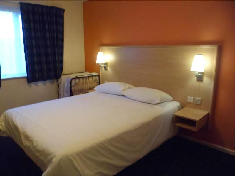 Metro Inns Huddersfield - Oda