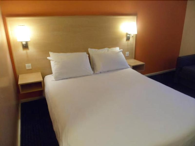 Metro Inns Huddersfield - Oda