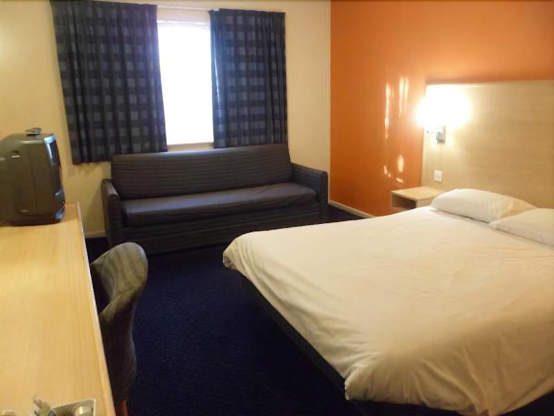 Metro Inns Huddersfield - Oda