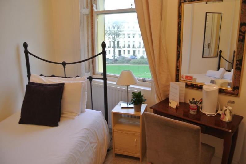 Brunswick Square Hotel - Genel