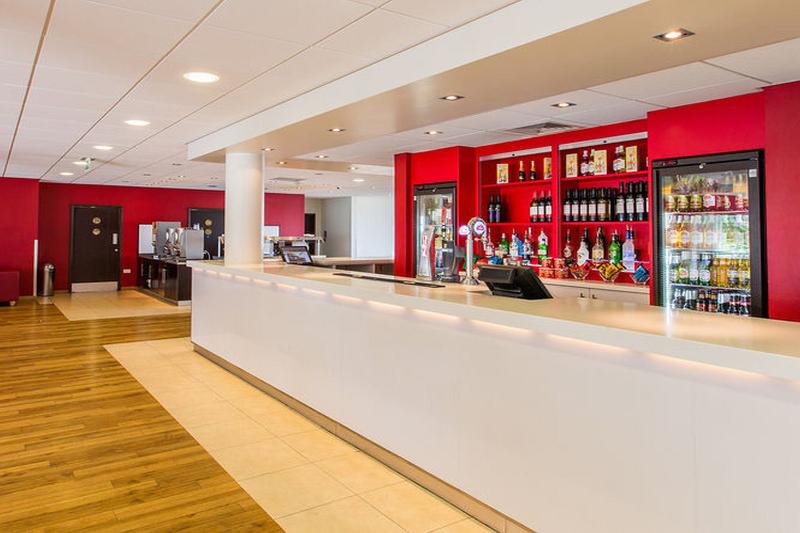 Travelodge Cambridge Newmarket Road - Bar