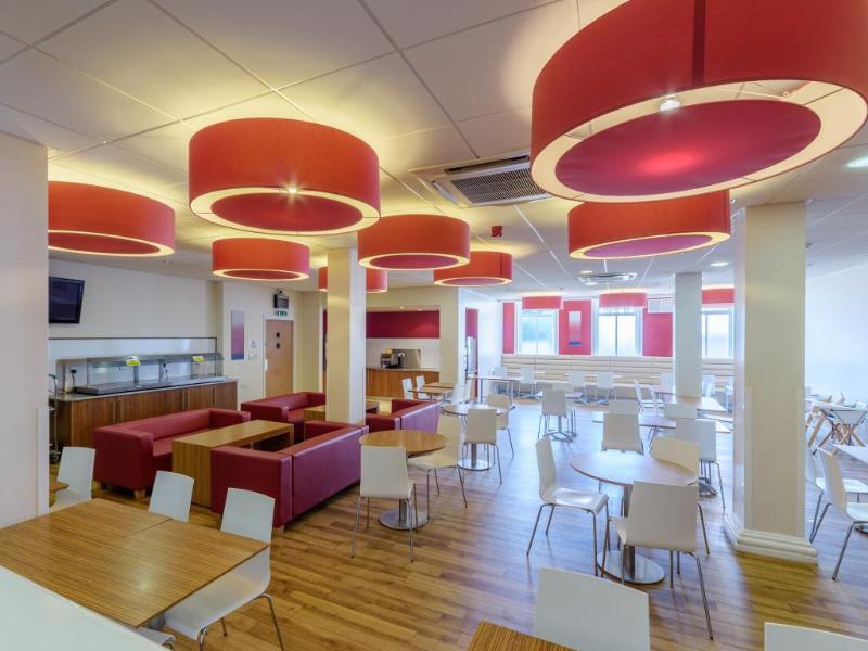 Travelodge Scarborough St Nicholas - Bar