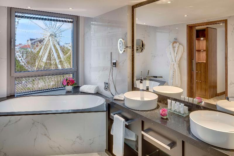 Kempinski Hotel Corvinus Budapest - Oda