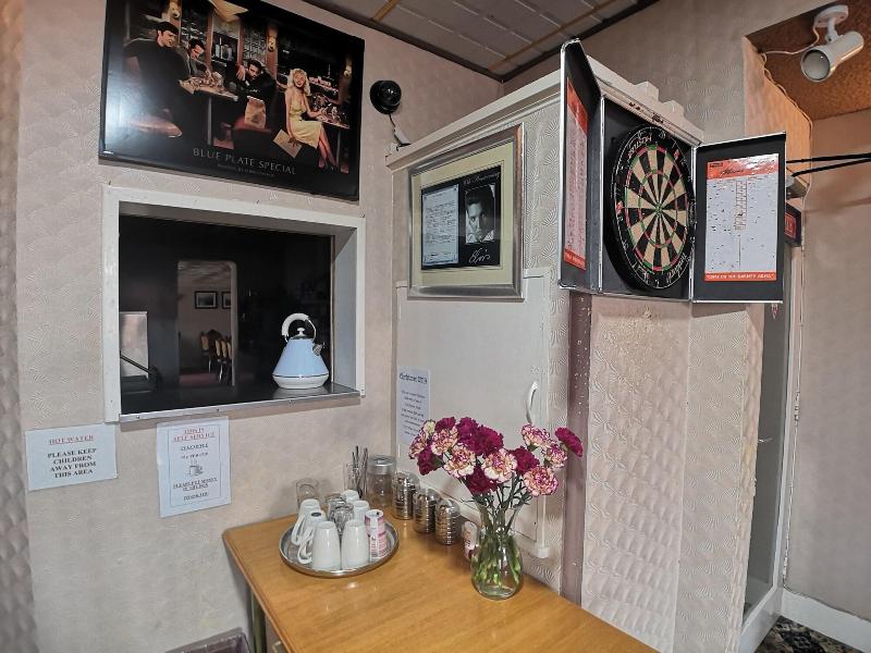 Aunties Coliseum Hotel - Bar