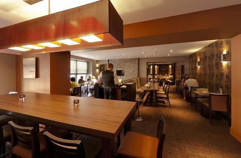 Dumfries Arms Hotel - Lobi
