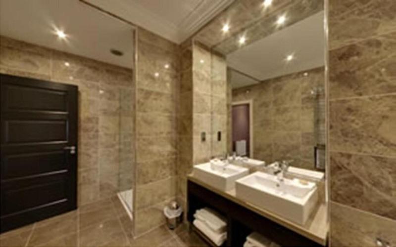 Dumfries Arms Hotel - Oda