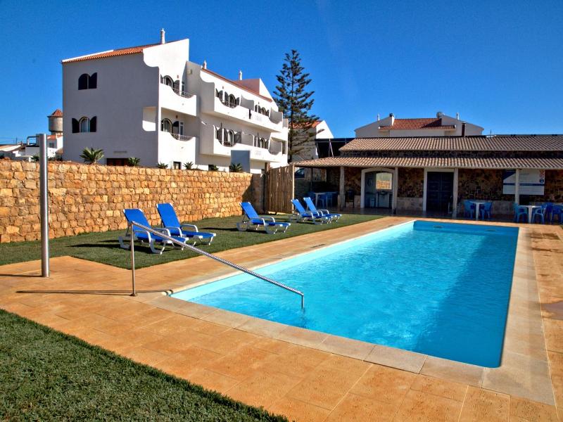 Tonel Apartments - Genel