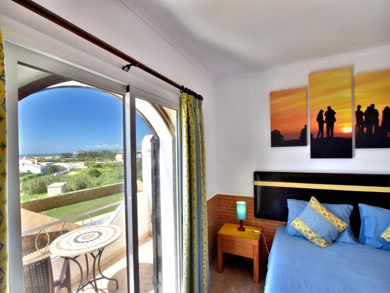 Tonel Apartments - Oda