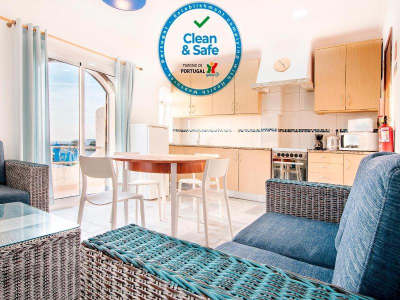 Tonel Apartments - Oda