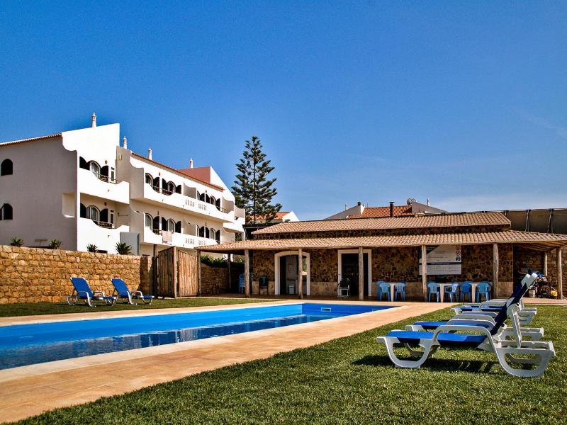 Tonel Apartments - Oda