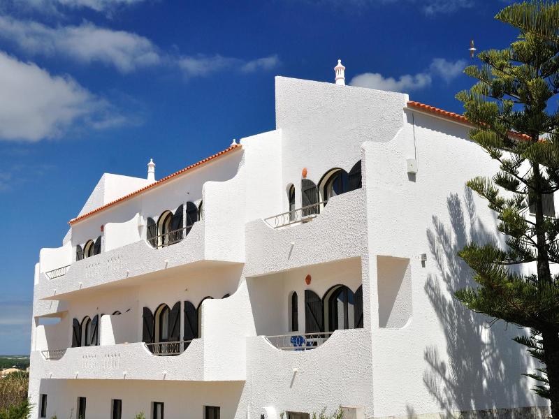 Tonel Apartments - Oda