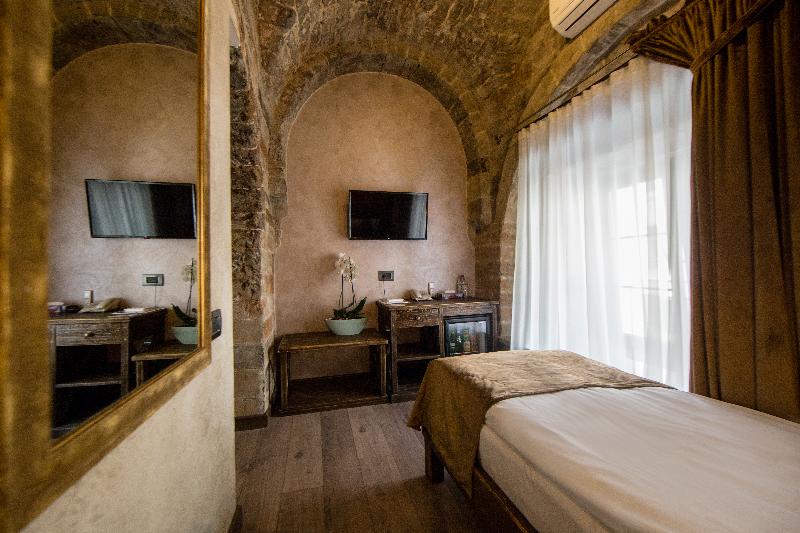 Passage Boutique Hotel - Oda