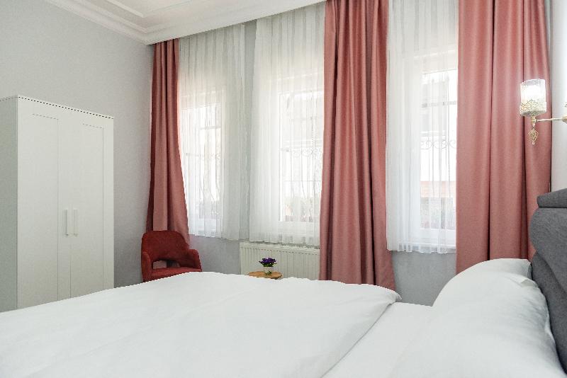 Dualis Hotel - Oda