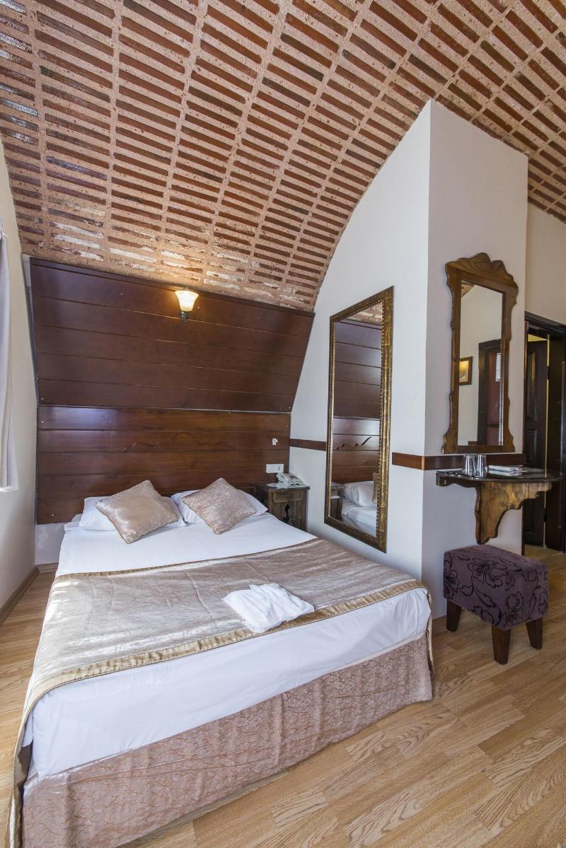 Naz Wooden House Inn - Oda