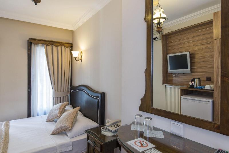 Naz Wooden House Inn - Oda
