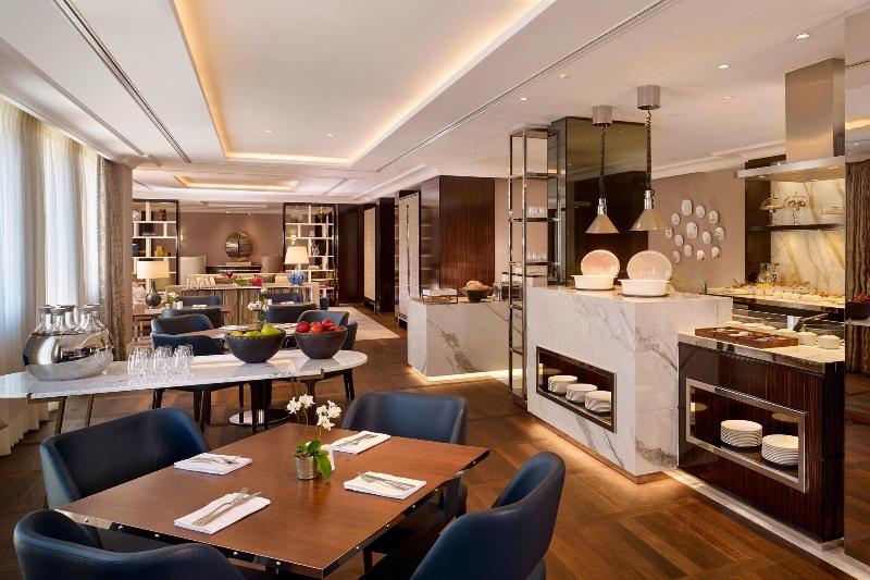 Al Habtoor Palace Budapest - Bar
