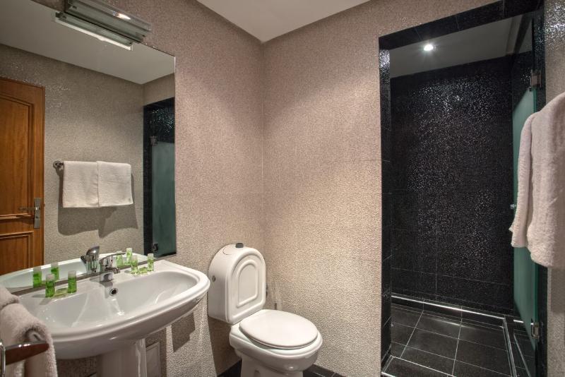 Yaad City Hotel - Oda
