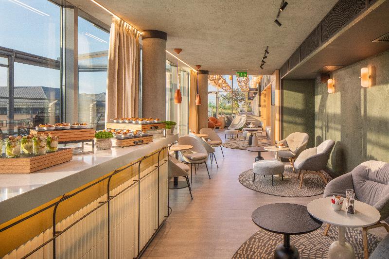 Crowne Plaza Budapest - Lobi